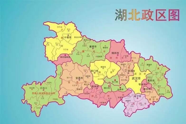 湖北山水画卷中,传统服饰演绎独白情深